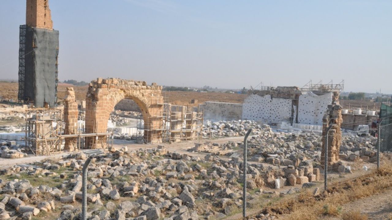 Harran'da heyecanlandıran tarihi yapılar bulundu