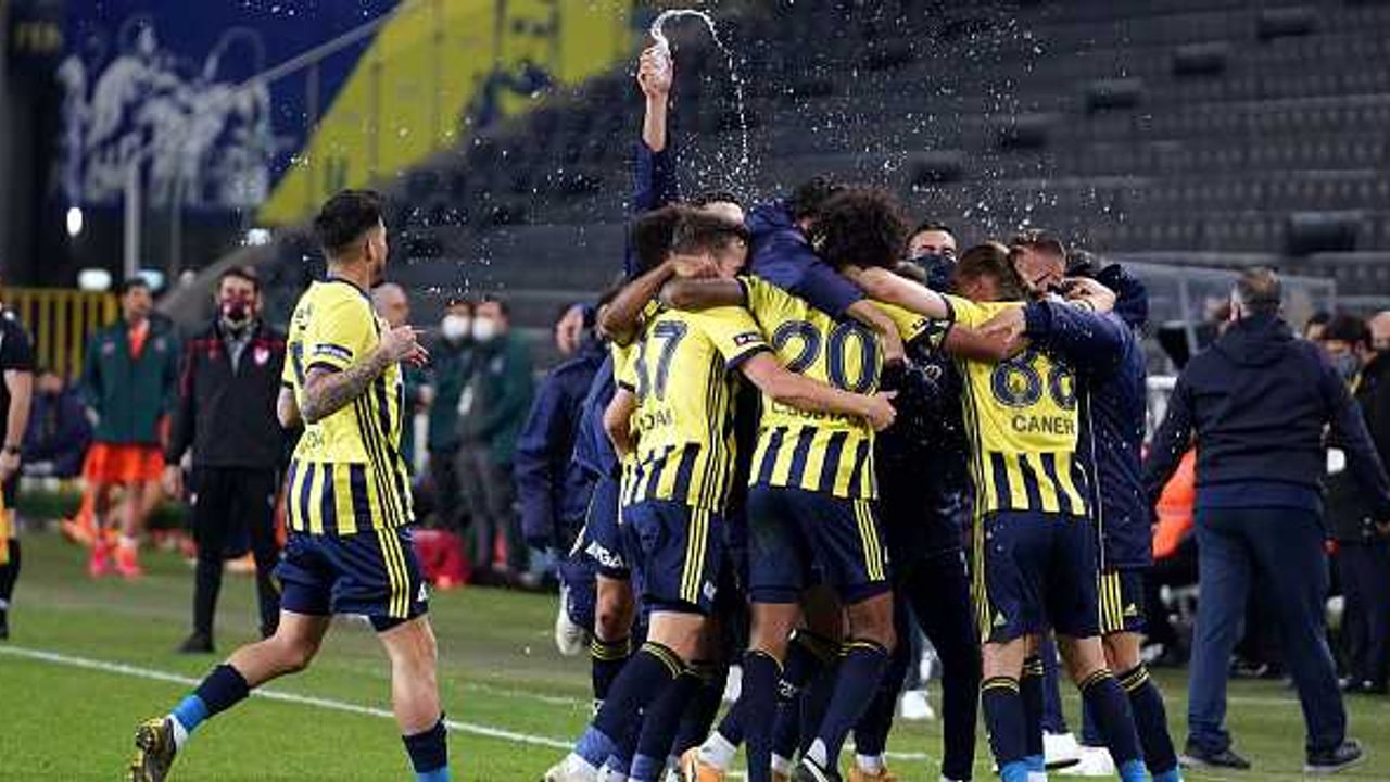 Fenerbahçe: 4 - Medipol Başakşehir: 1