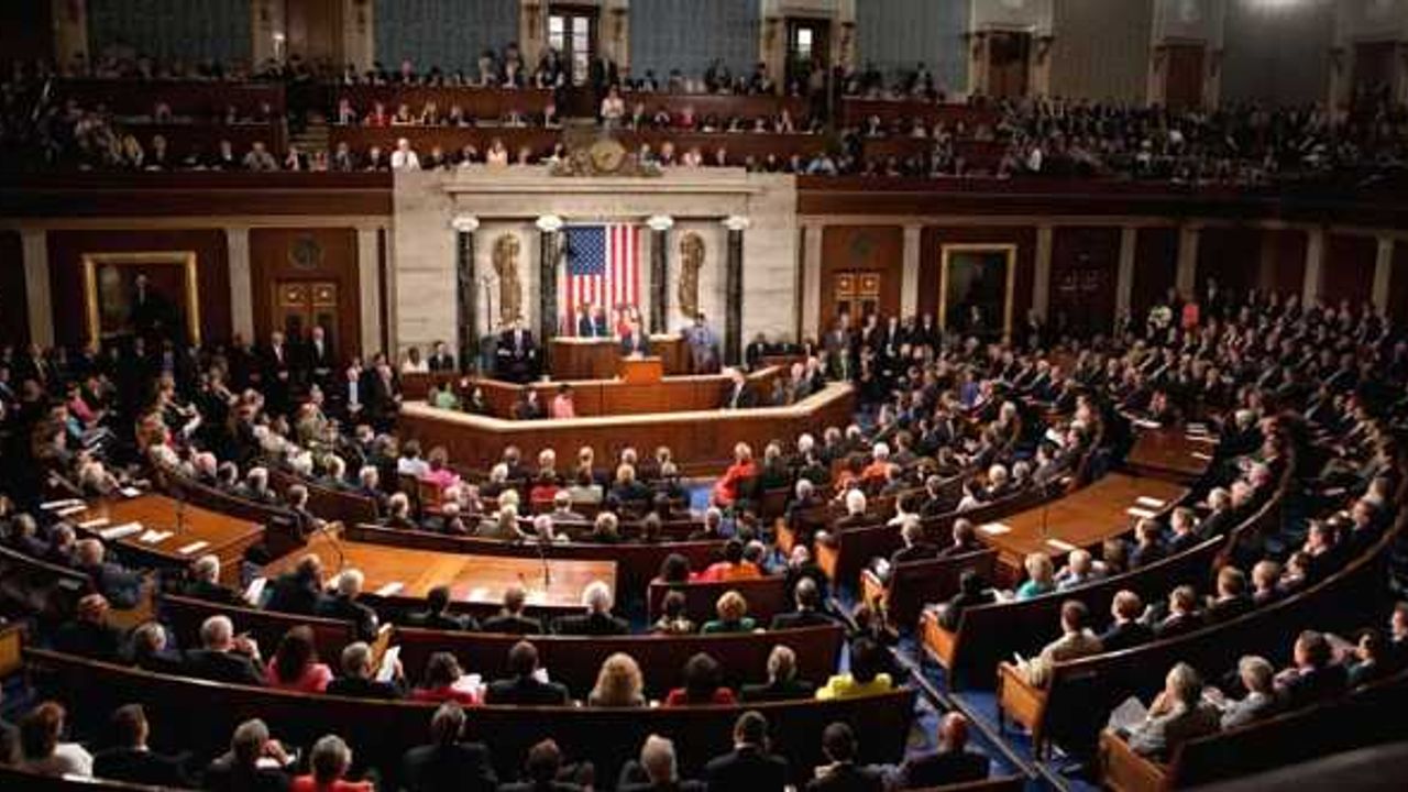 ABD’li 42 Senatör Ukraynaya Uçak Yardımı Yapılmasını İstedi