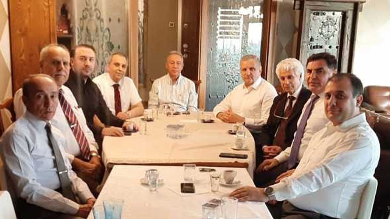 ŞANVAK Toplantısı Mustafa Gülpınar Ev Sahipliğinde yapıldı