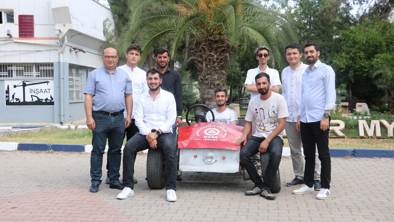 Urfa'da Yüksekokul öğrencileri 2 ayda otomobil tasarladı