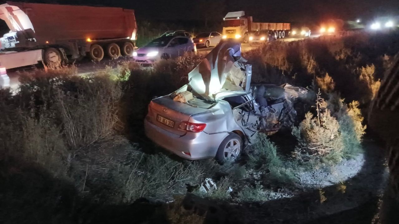 Otomobille Traktör'ün karıştığı kazada 1 ölü 3 yaralı