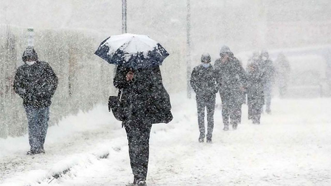 Meteoroloji 7 vilayete yoğun kar yağışı uyarısı verdi