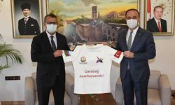 Azerbaycan Büyükelçisi Hazar İbrahim Vali Erin ile görüştü