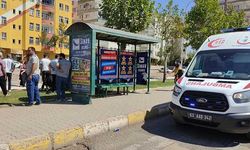 Siverek'te Yeraltı elektrik kablosu bomba gibi patladı, bir çocuk yaralandı