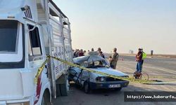 Otomobil Kamyonun altına girdi, Baba ve Oğul kurtarılamadı