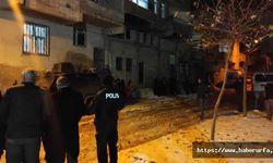 Urfa'da 5 Çocuk Annesi Kadın Evinde Silahla Öldürüldü