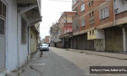 Hırsızların çaldığı internet kabloları yüzünden iki mahalle 2 aydır evlerine internet alamıyor