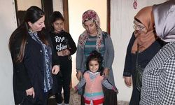 Viranşehir'de Ekinci’nin eşinden evi yanan aileye ziyaret