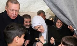 CB Erdoğan Şanlıurfa'da depremzedeleri ziyaret etti