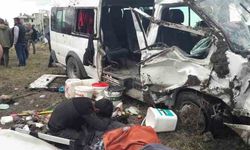 Siverekli İşçiler Tarsus'ta kaza yaptı: 1 ölü 9 yaralı