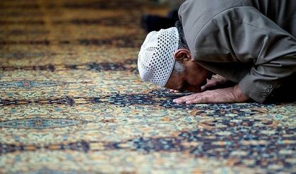 Ne söylediğinizi idrâk edinceye kadar Namaza yaklaşmayın