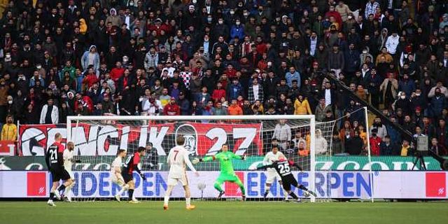 Bölgemizin tek Süper Lig Takımı Gaziantep FK Galatasaray'ı 3-1 mağlup etti
