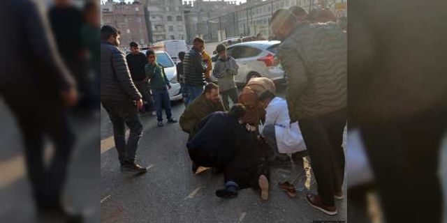 Birecik'te Minübüsün çarptığı kadın ağır yaralandı