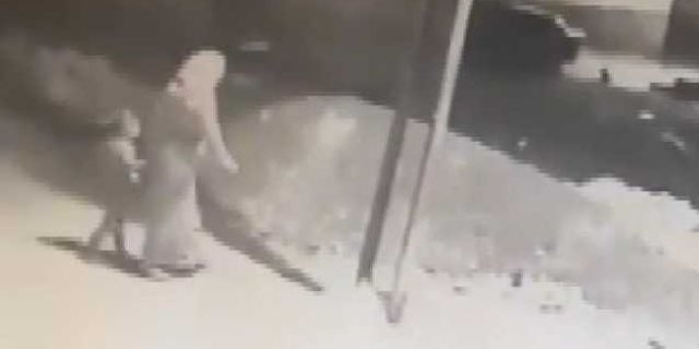 Cani anne kızını öldürmeye götürürken böyle görüntülenmiş!