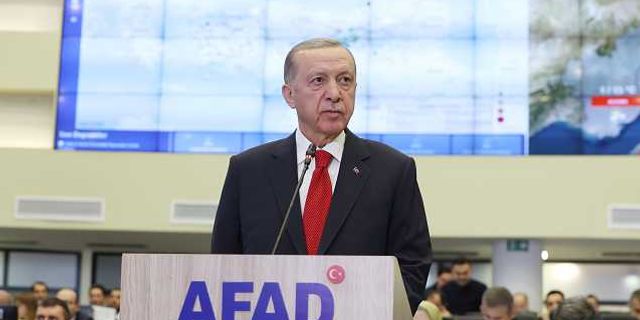 CB Erdoğan: "Depremzedelere 100'er bin TL ödeme yapacağız"