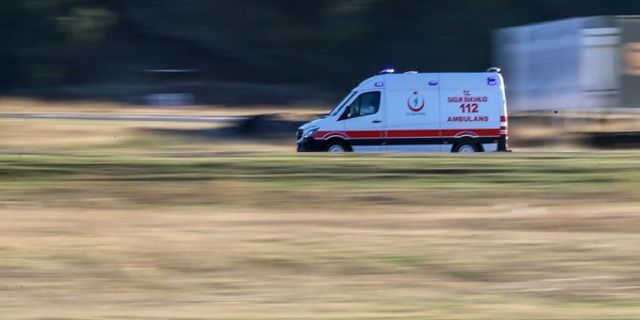 Bıçakladığı bekçiler tarafından vurulan saldırgan şahıs öldü