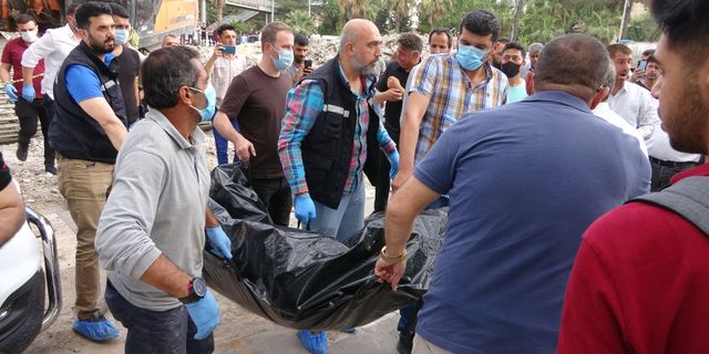 6 Şubat depreminde kayıp kadının cesedi enkaz altında bulundu