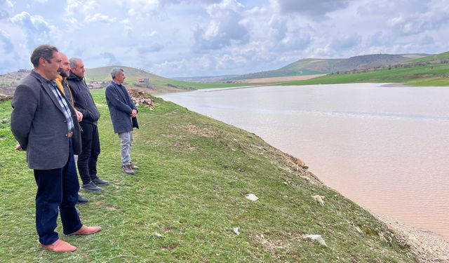 Kurumuş Göle buğday ekti; Sel vurdu