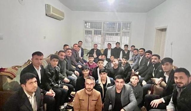 Mustafa Gülpınar Gençlerin kalplerine dokunmaya devam ediyor