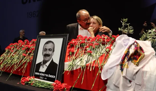 Sırrı Süreyya Önder son yolculuğuna uğurlandı