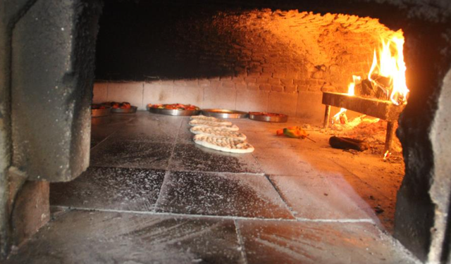 “Ateşin Karşısında Hayat: Urfa’da 50 Derecede Helal Lokma Mücadelesi