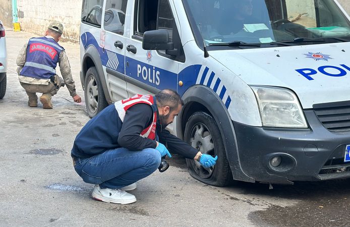 Siverek’te olaya müdahaleye giden polise ateş açıldı