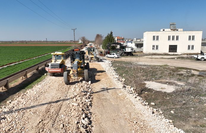 Büyükşehir'den 50 köy yolunu kapsayan grup yolunda çalışmalar sürüyor