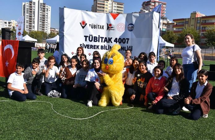 Bilim Treni Siverek’te Durdu: TÜBİTAK Şenliği Açıldı