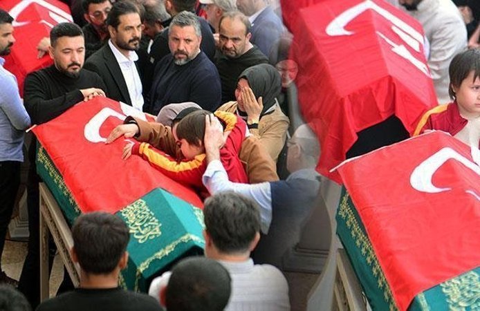 Türkiye Yasta: 11 Yaşındaki Fidanlara Son Veda