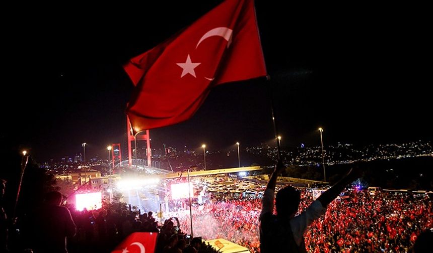 Türkiye'nin en uzun gecesi: 15 Temmuz kronolojisi