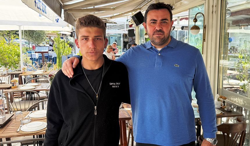 Sokakta yaşayan genç, çöpte bulduğu altınlarla hayatı değişti