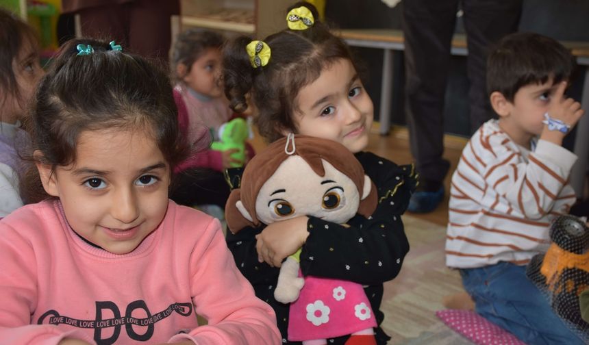 İstanbul'dan Siverekli Miniklere gönül köprüsü