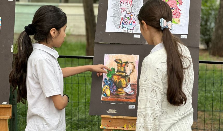 Siverek’te öğrencilerden Gazze temalı resim sergisi