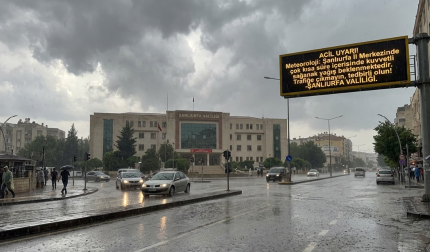 Dikkat Şanlıurfa! Şiddetli Yağış Geliyor, Trafiğe Çıkmayın