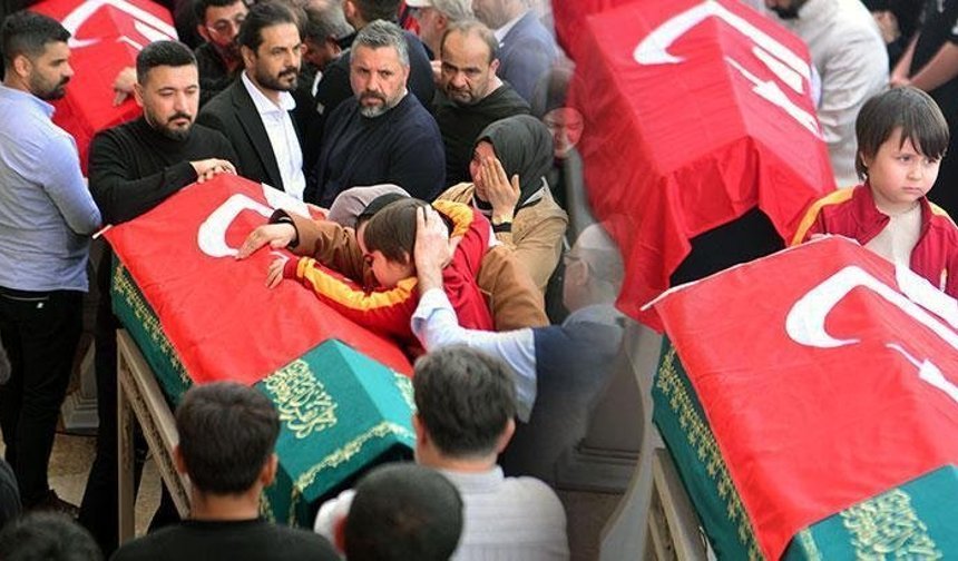 Türkiye Yasta: 11 Yaşındaki Fidanlara Son Veda