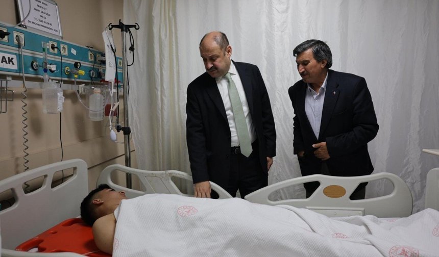 Başkan Gülpınar Yaralı Öğrencileri Yalnız Bırakmadı