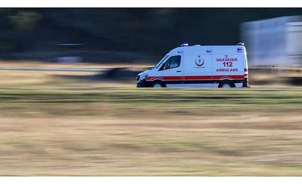 Şanlıurfa’da tarım işçilerini taşıyan araç devrildi: 15 yaralı