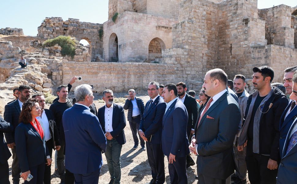 Mansur Yavaş ve Başkan Gülpınar Harran'ı gezdi