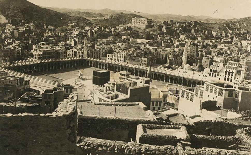 Suudi Arabistan İzinsiz hacılara 5 bin dolar para cezası ve 10 yıl ülkeye giriş yasağı koyacak