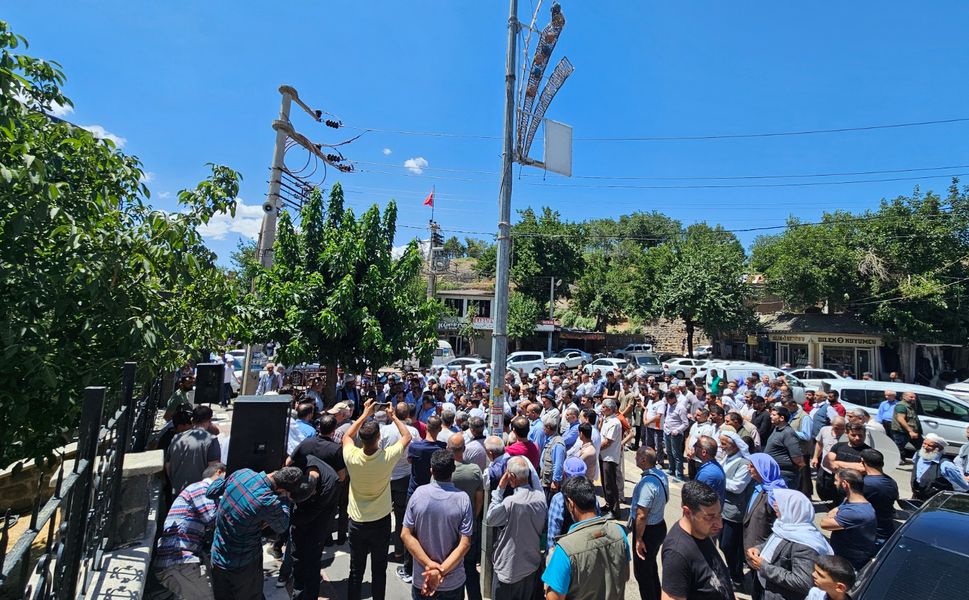 “Sanat Değil Ahlaksızlık!” Siverek’ten Leman Dergisi’ne Tepki Yağdı