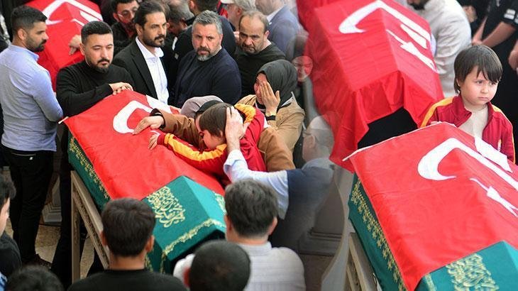 Türkiye Yasta: 11 Yaşındaki Fidanlara Son Veda